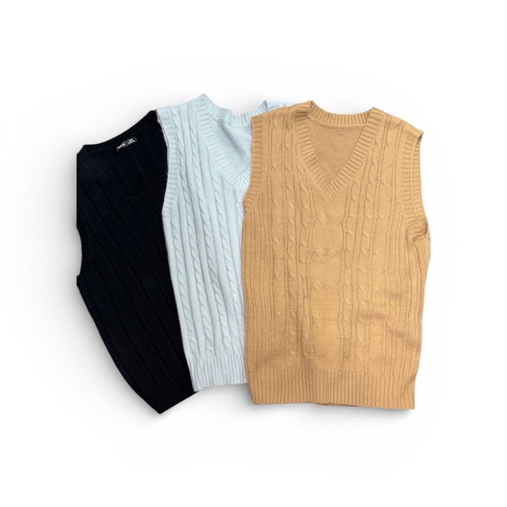 167. V-Neck Men’sCable Knit Sweater Vest Set - Black, Gray, and Tan Size Medium